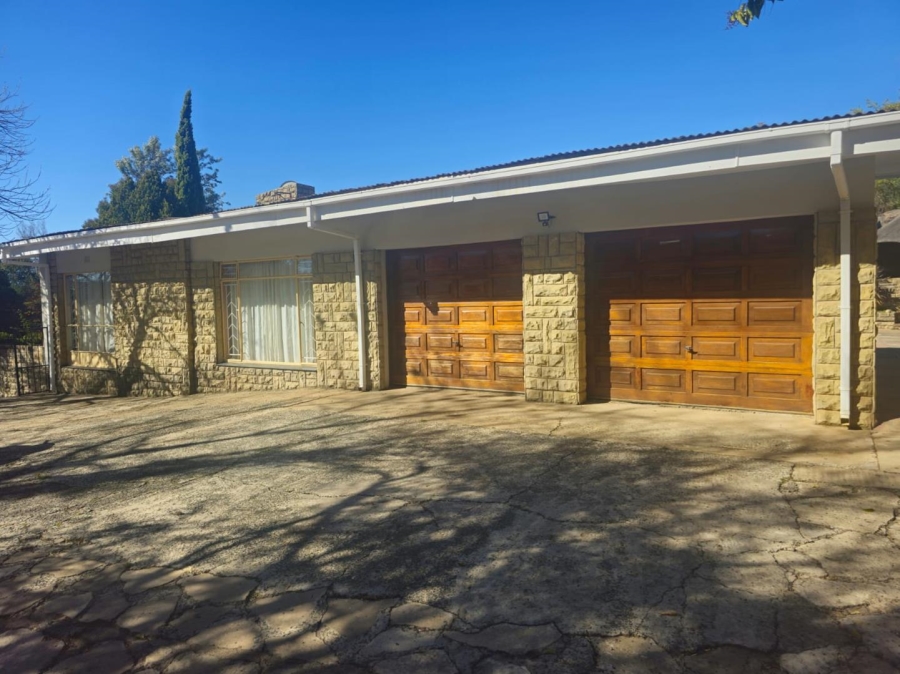 4 Bedroom Property for Sale in Ladybrand Free State